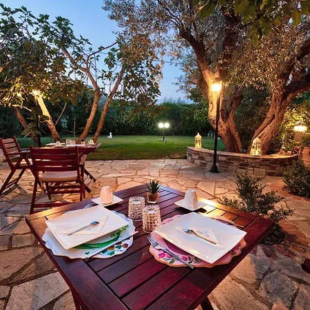 Ble Hotel apartamentowy 3*